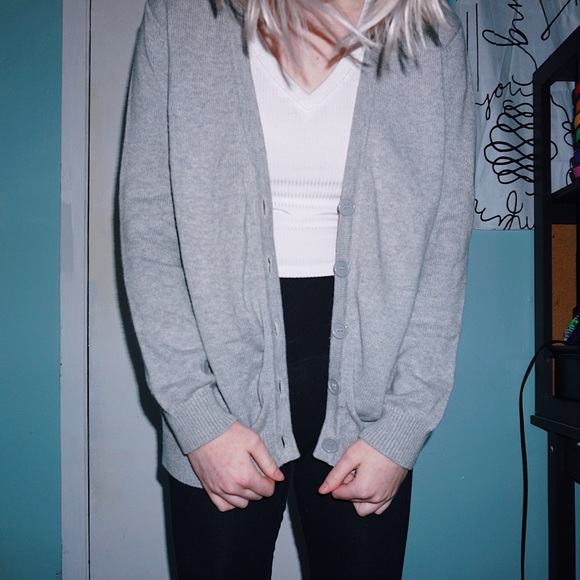 Forever 21 Sweaters - Grey knit cardigan